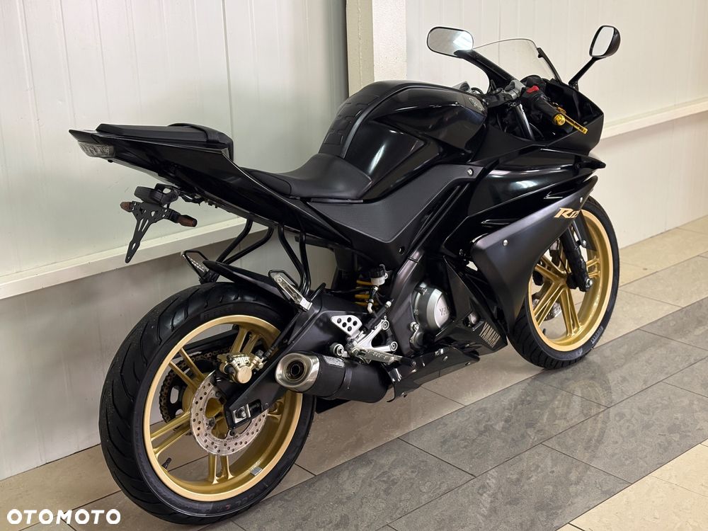 Yamaha YZF - 3