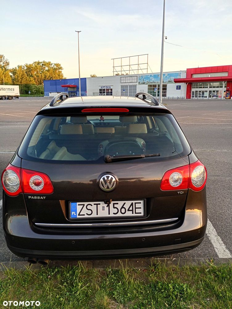 Volkswagen Passat Variant - 4