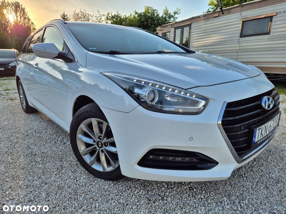 Hyundai i40 Kombi 1.7 CRDi Premium - 1