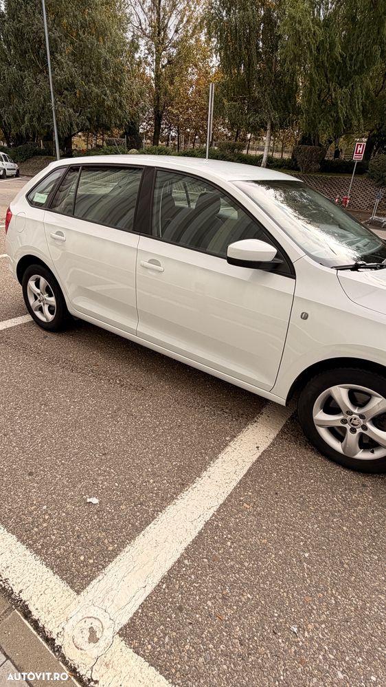 Skoda Rapid - 5