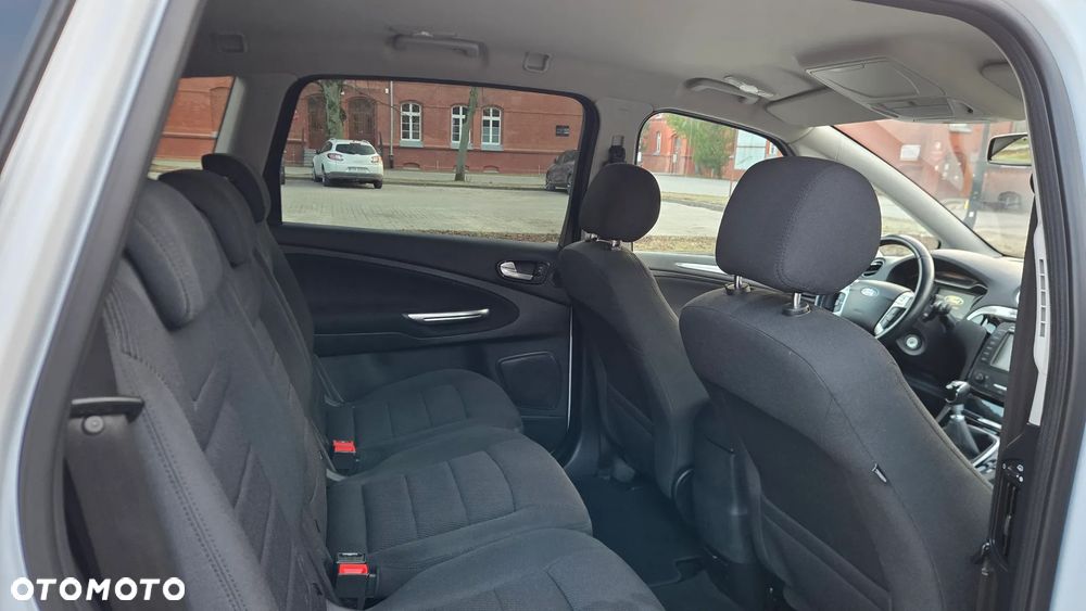 Ford S-Max 2.0 TDCi DPF Titanium - 21