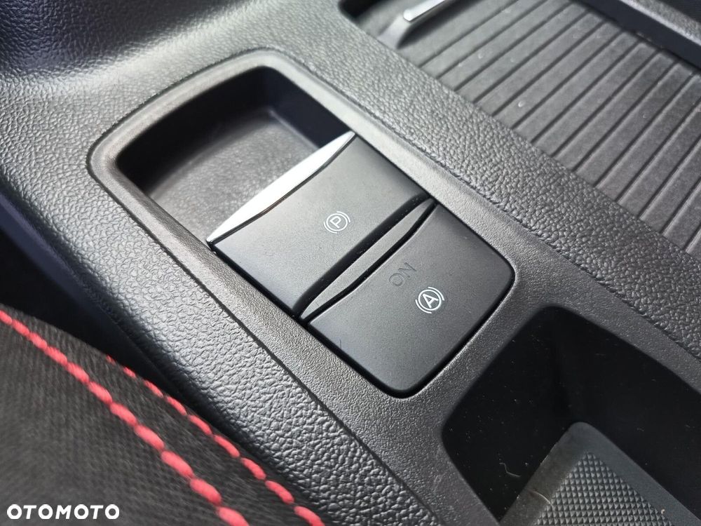 Ford Focus 1.0 EcoBoost mHEV Titanium X - 26