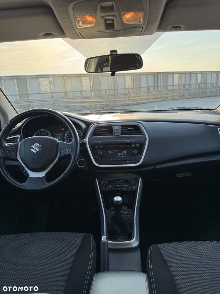 Suzuki SX4 S-Cross 1.6 Comfort - 8