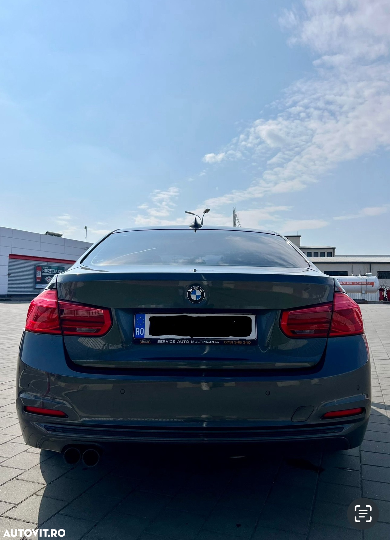 BMW Seria 3 - 12