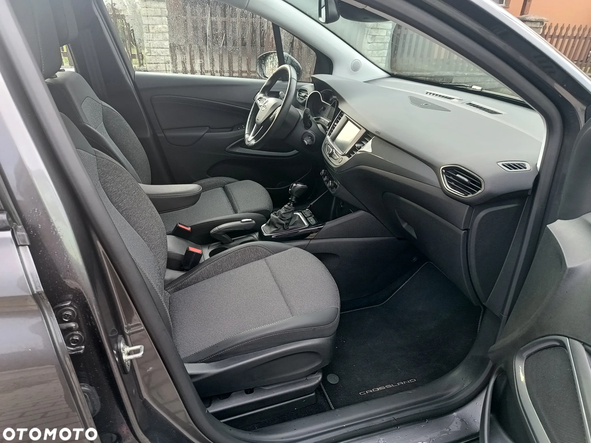 Opel Crossland 1.2 Business Elegance - 20