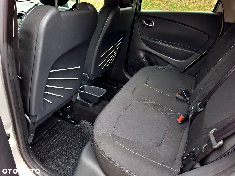 Renault Captur TCe 120 EDC Helly Hansen - 18