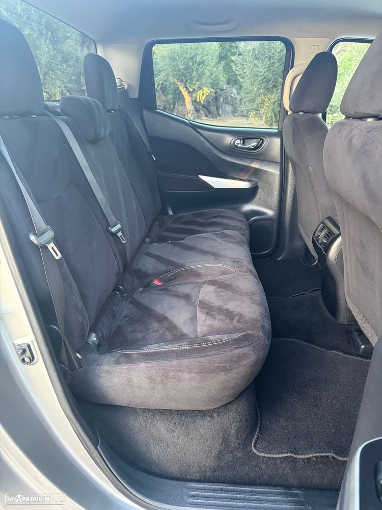 Nissan Navara 2.3 dCi CD 4WD N-Connecta Navi+Barras - 17