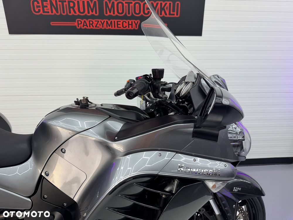Kawasaki GTR - 13