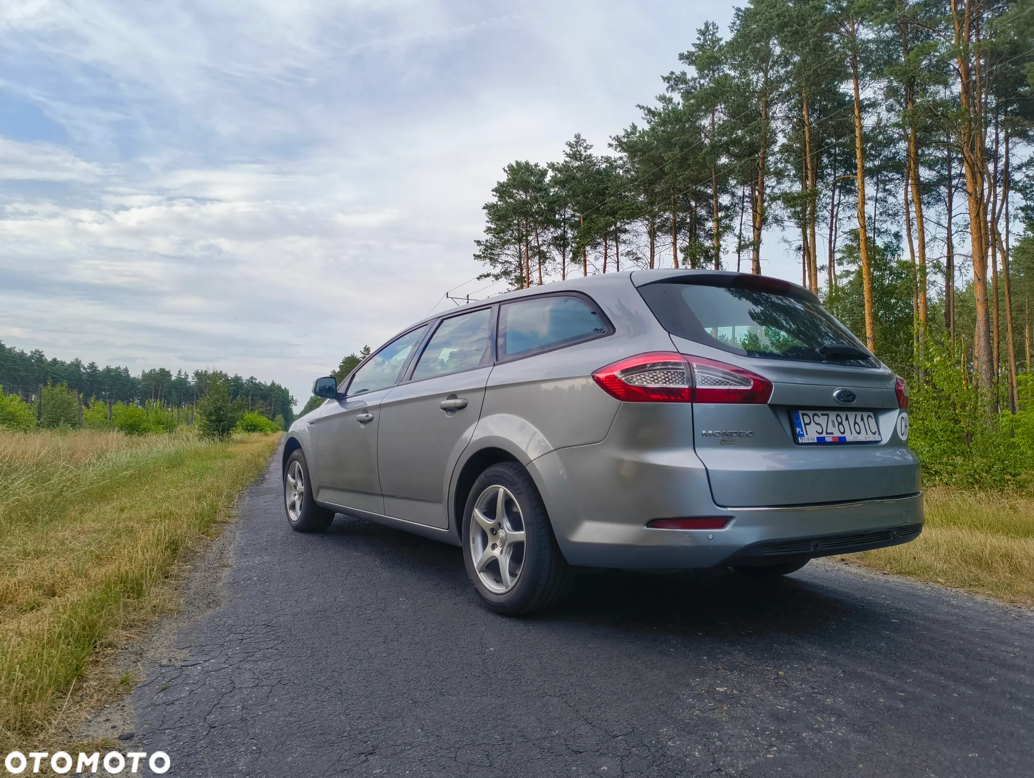 Ford Mondeo 2.0 TDCi Ambiente - 6