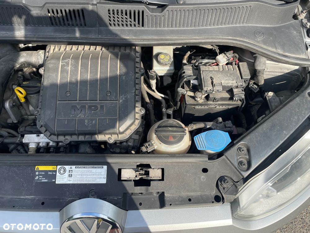 Volkswagen up! 1.0 move - 19