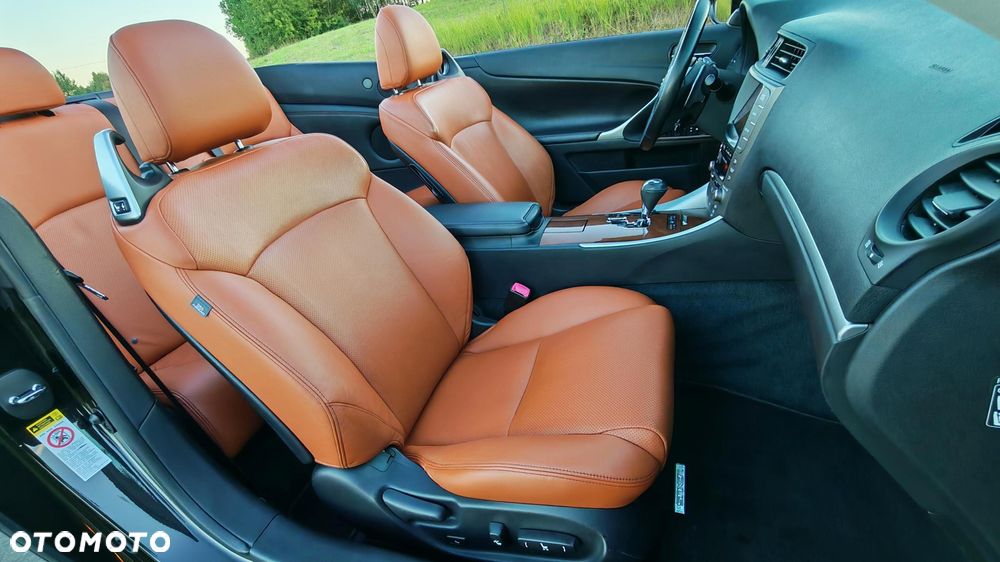 Lexus IS 250 Luxury Line - 25