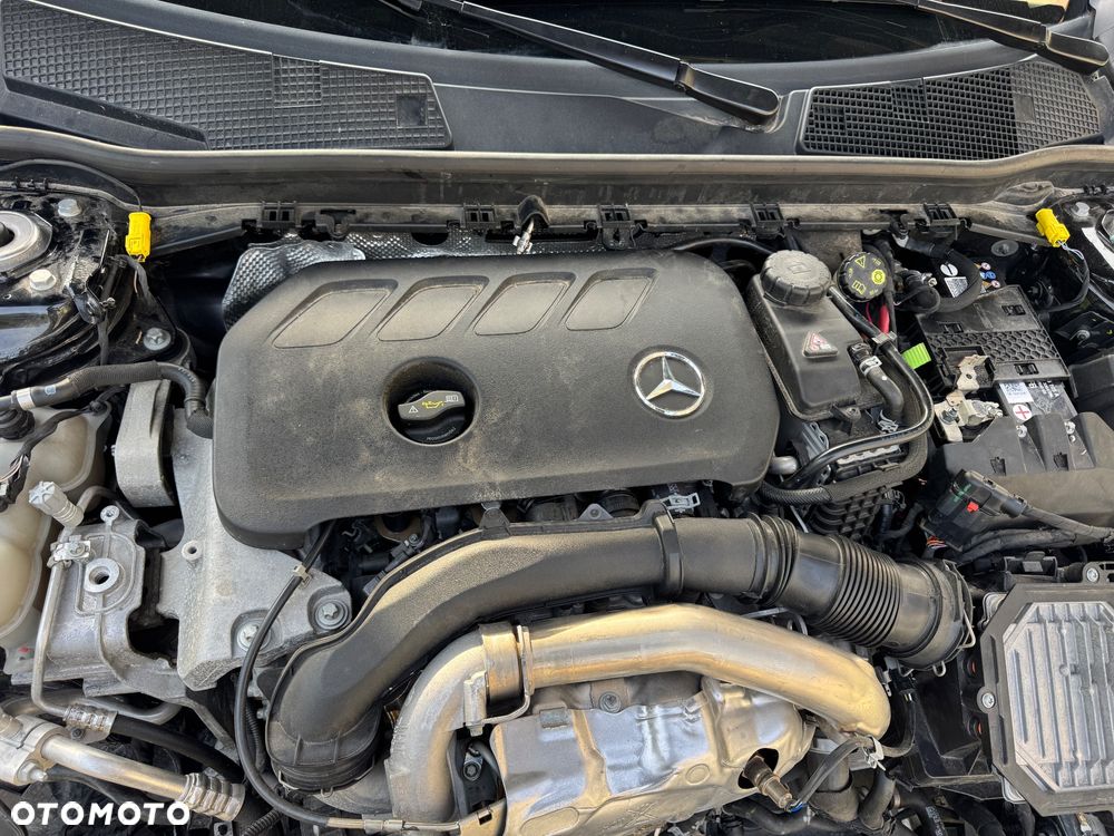 Mercedes-Benz CLA 220 AMG Line 7G-DCT - 23