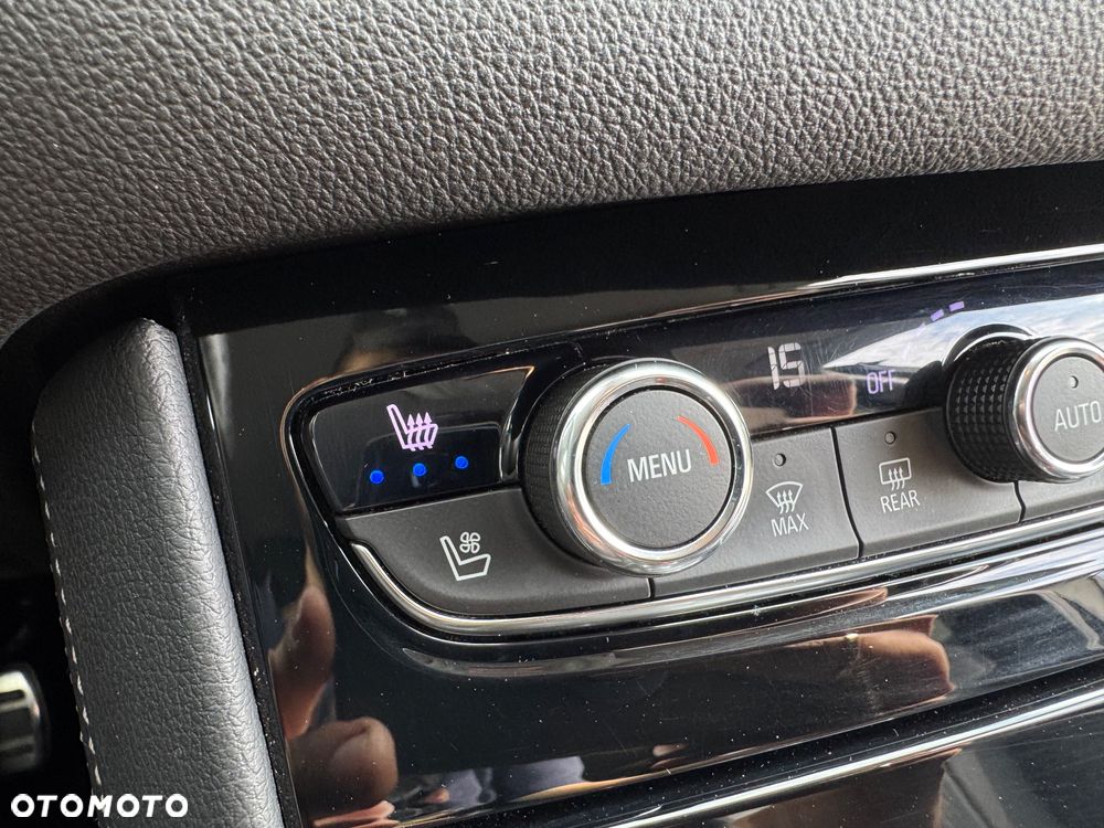 Opel Grandland X Plug-in-Hybrid4 1.6 DI Start/Stop Ultimate - 22