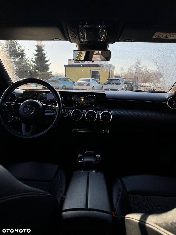 Mercedes-Benz Klasa A 250 Progressive 7G-DCT - 17