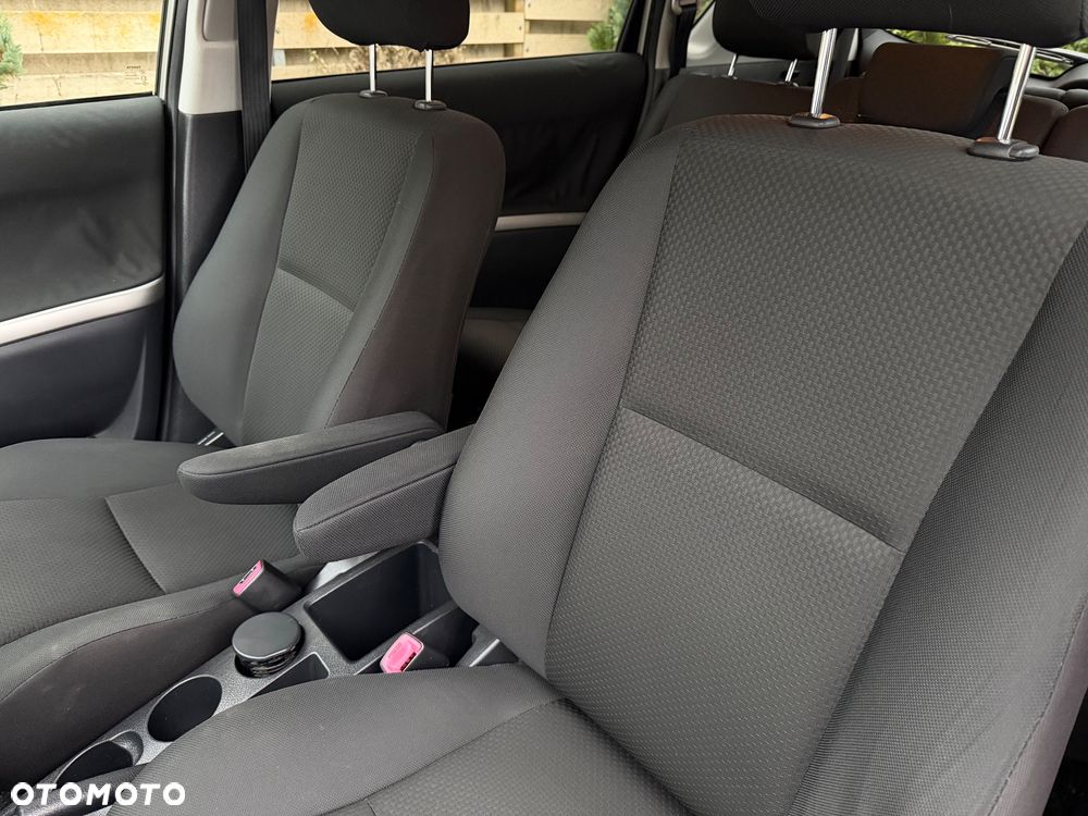 Toyota Corolla Verso 1.8 Team - 6