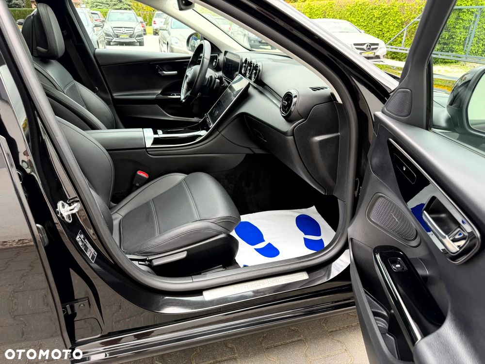 Mercedes-Benz Klasa C 180 9G-TRONIC Edition Avantgarde - 8