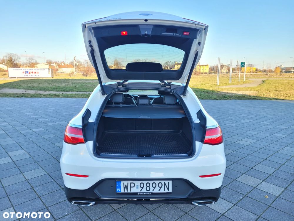 Mercedes-Benz GLC - 9