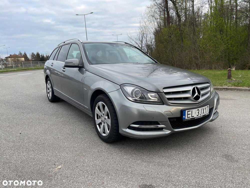 Mercedes-Benz Klasa C 220 CDI DPF (BlueEFFICIENCY) 7G-TRONIC Avantgarde - 1