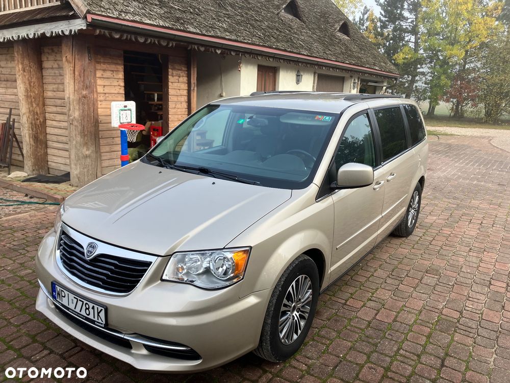 Lancia Voyager 2.8CRD Silver - 1