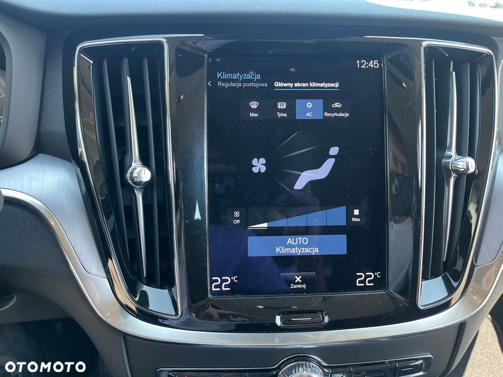 Volvo V60 B3 B Momentum Core - 20