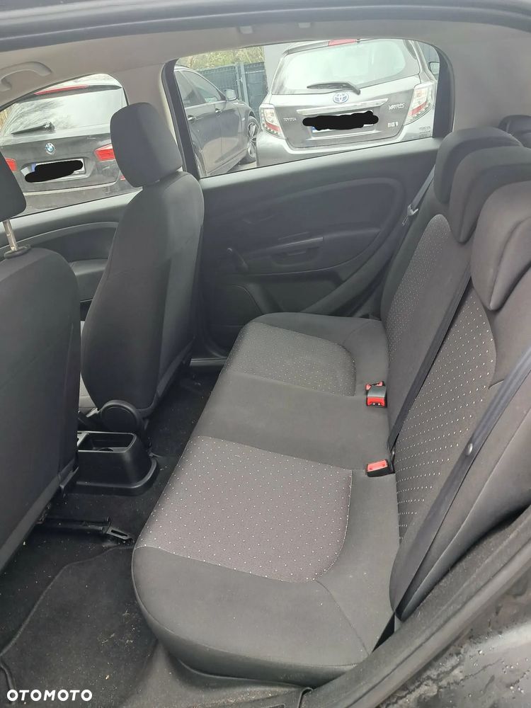 Fiat Punto 1.2 8V - 7