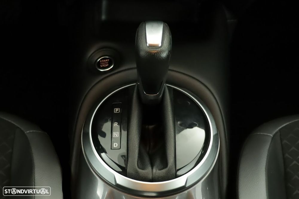 Nissan Juke 1.0 DIG-T N-Design Black DCT - 13