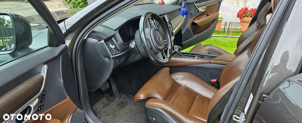 Volvo V90 Cross Country D5 AWD Pro - 11