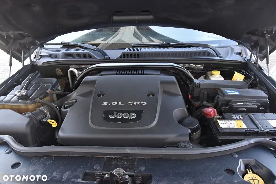 Jeep Commander 3.0 CRD DPF Automatik Limited - 31