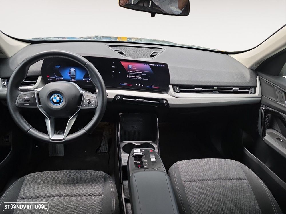 BMW iX1 eDrive20 - 7