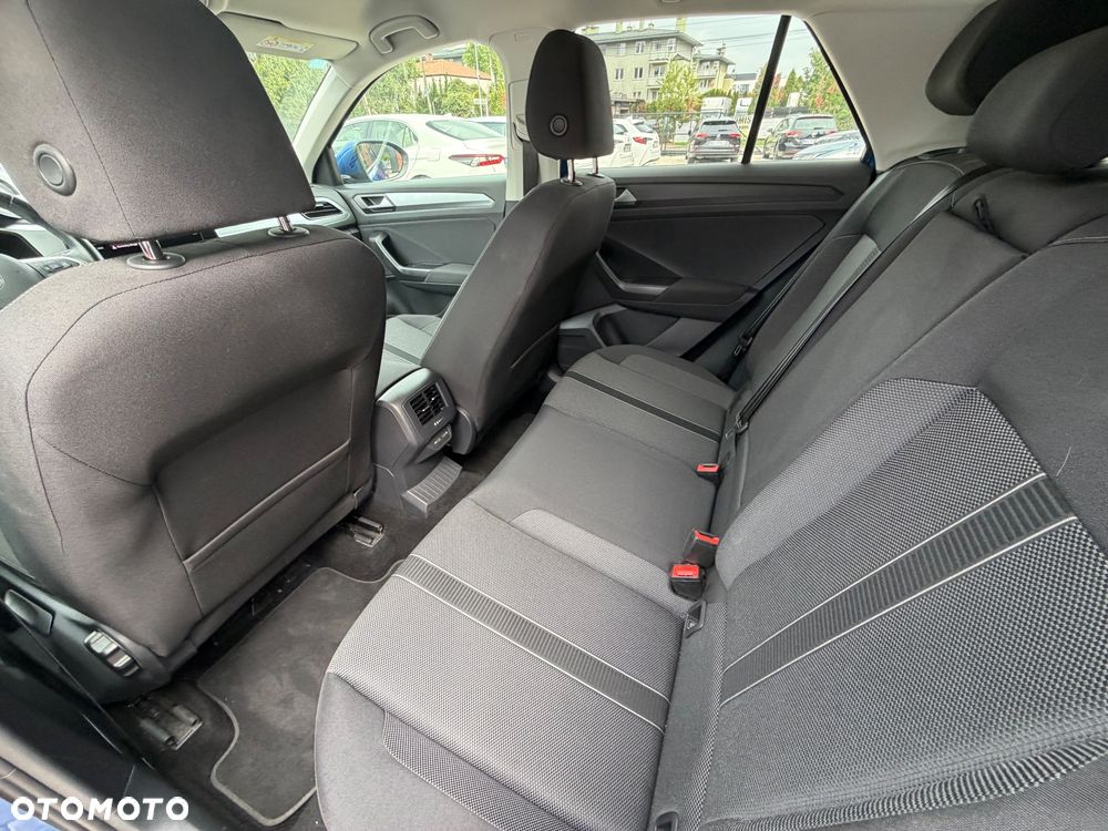Volkswagen T-Roc 1.5 TSI Life - 28