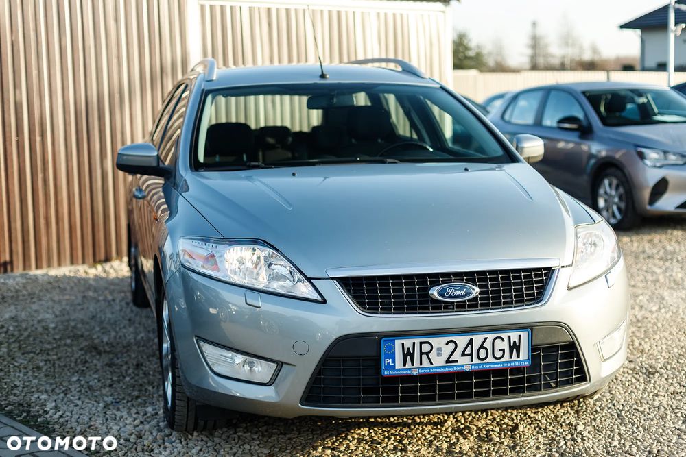 Ford Mondeo SW 2.0 FF Titanium - 17