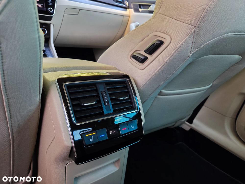Skoda Superb 2.0 TSI Style DSG - 24