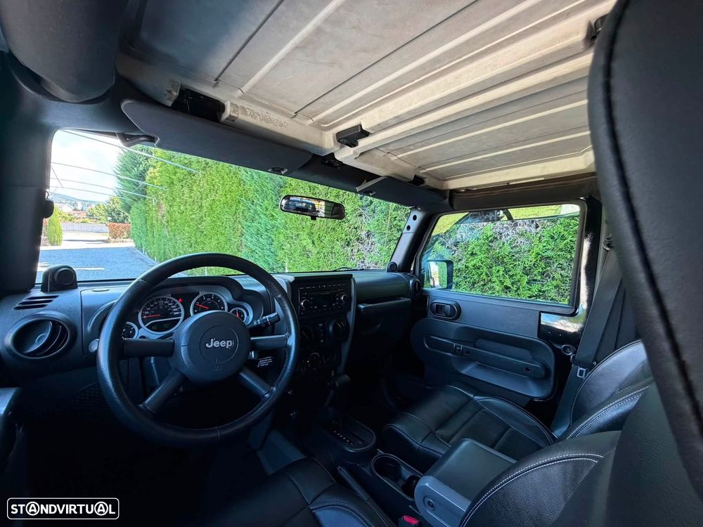 Jeep Wrangler Unlimited - 8