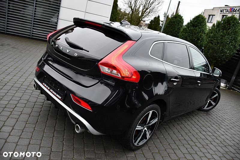 Volvo V40 D3 Geartronic RDesign - 4