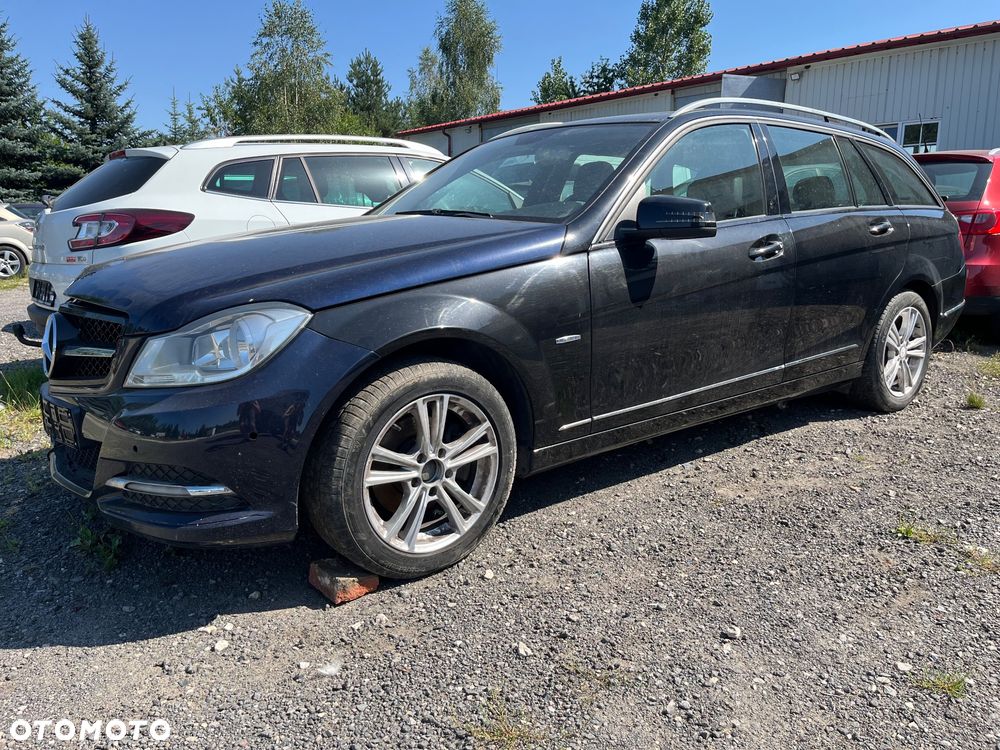 Mercedes-Benz Klasa C 200 T CDI Avantgarde Edition - 2