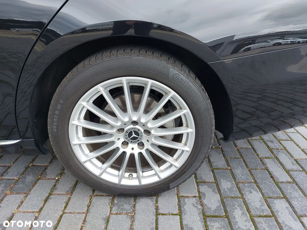 Mercedes-Benz Klasa E 220 d 4-Matic Avantgarde - 11