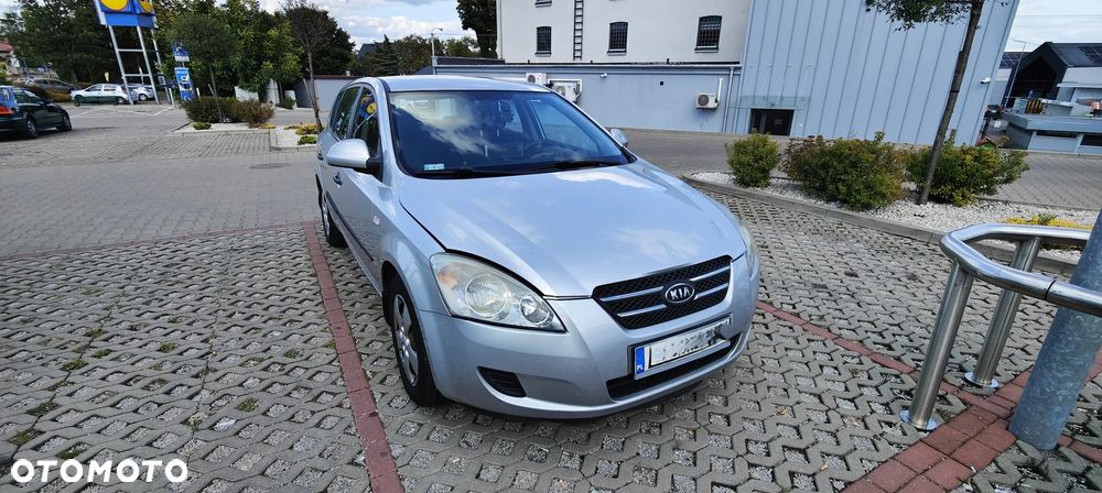 Kia Ceed 1.4 Comfort - 6