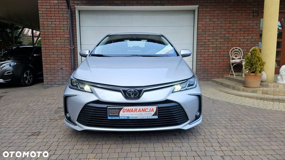 Toyota Corolla - 2