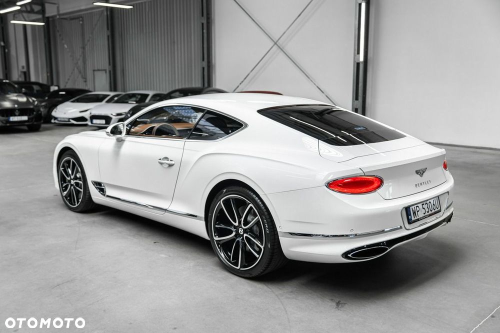 Bentley Continental GT - 16