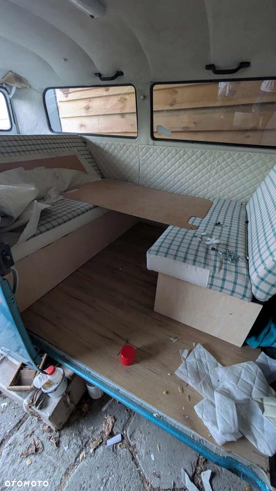 Volkswagen Transporter - 7