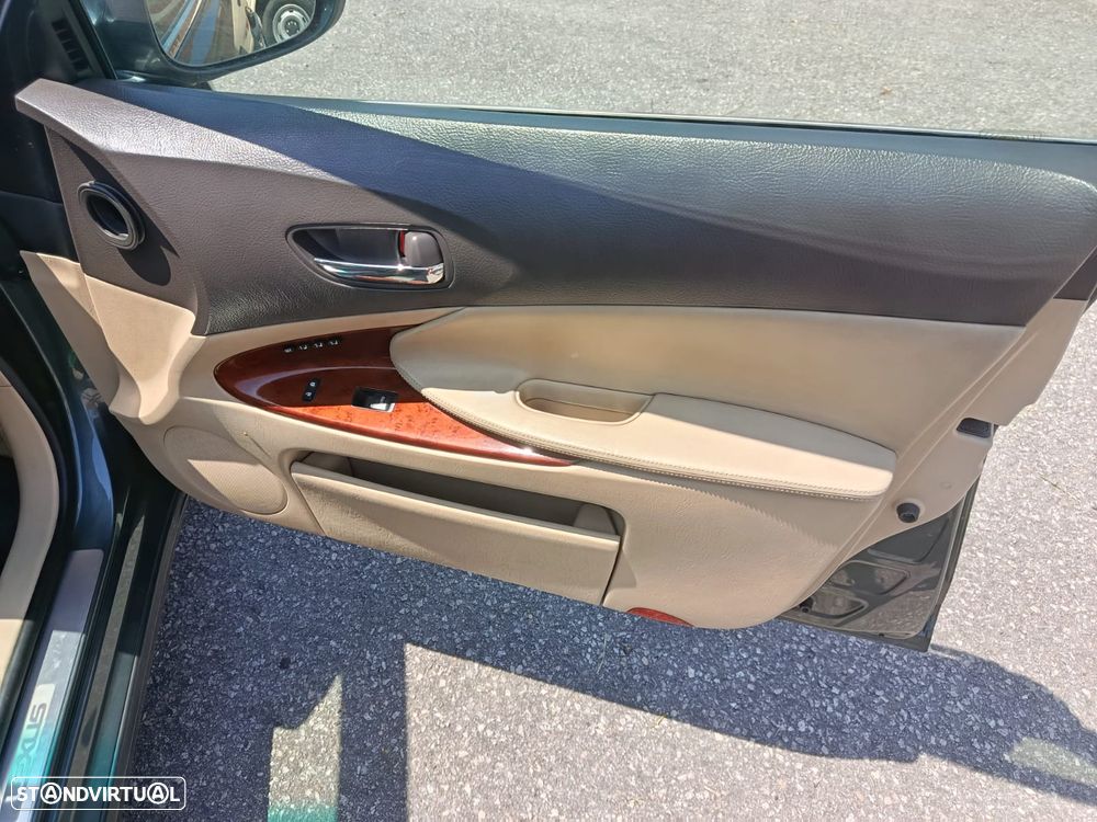 Lexus GS 450h - 7