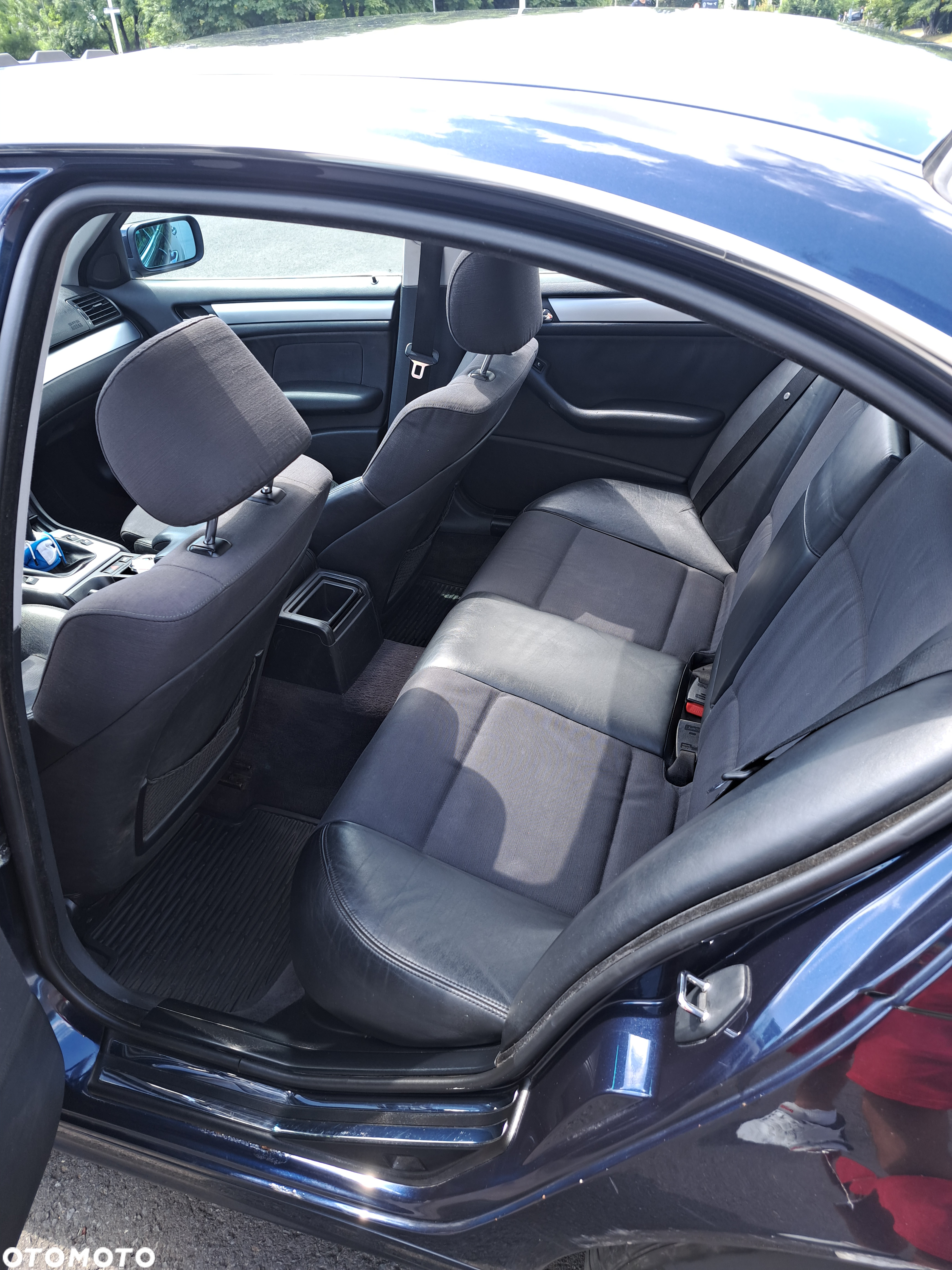 BMW Seria 3 323i - 3