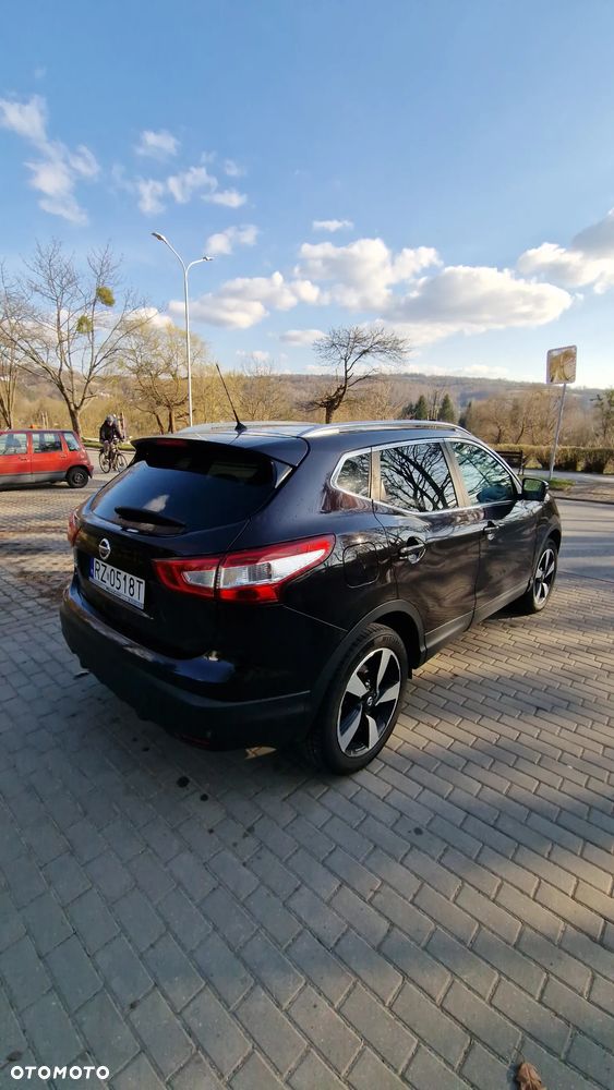 Nissan Qashqai - 4