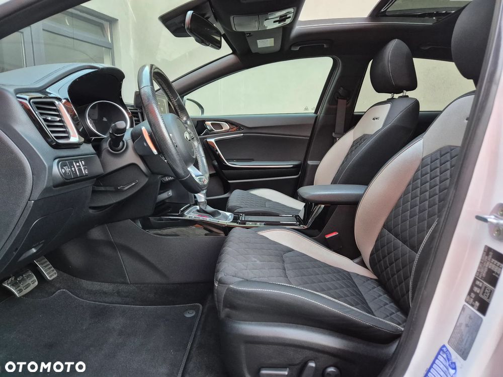 Kia ProCeed 1.6 CRDi GT Line DCT - 21