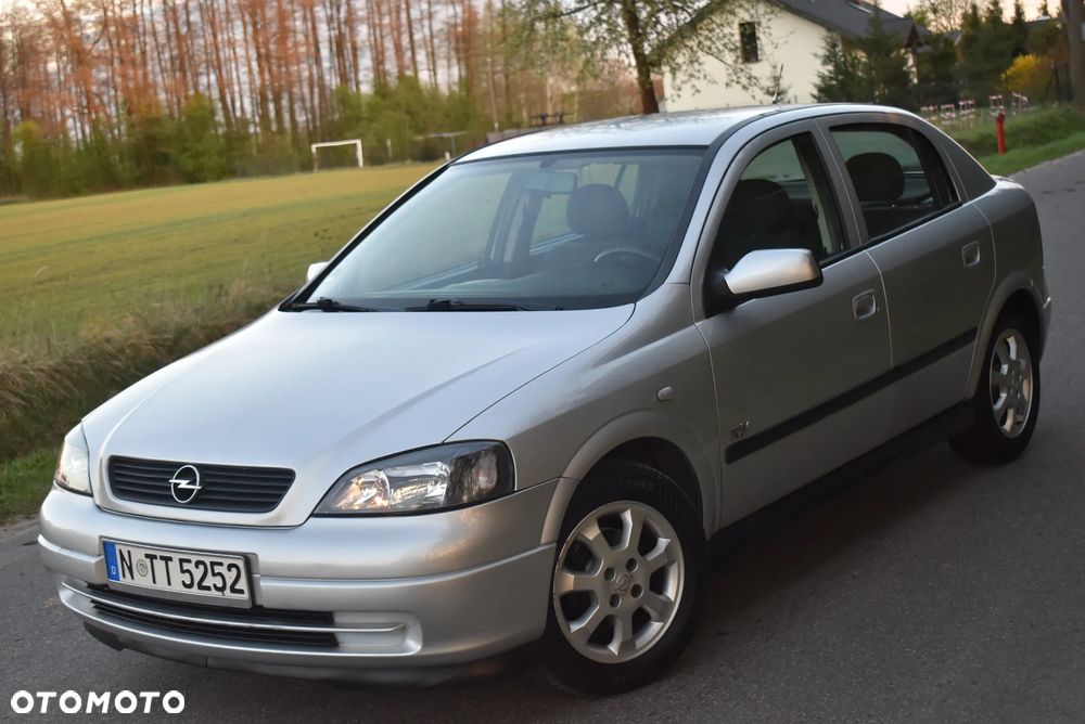 Opel Astra 1.6 NJoy - 2
