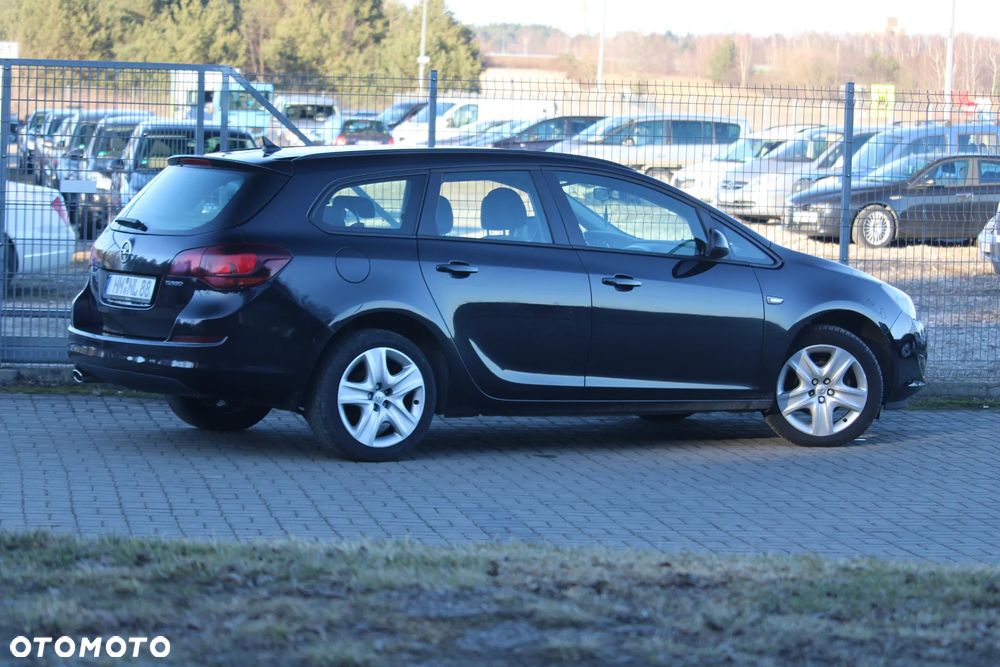 Opel Astra - 9
