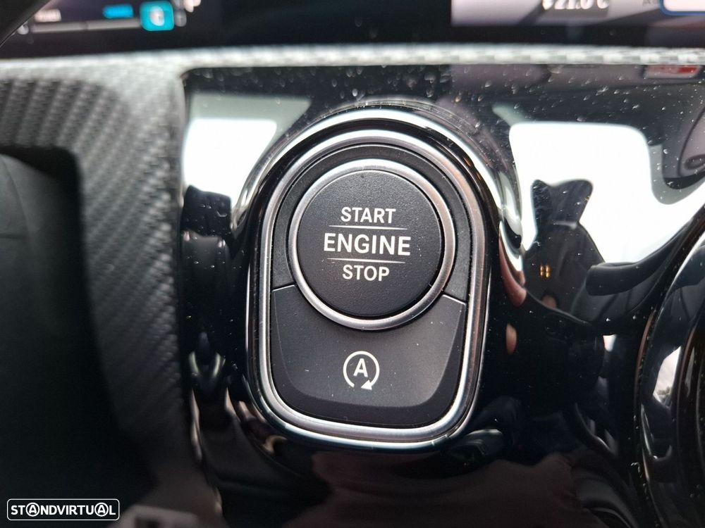 Mercedes-Benz A 200 - 18