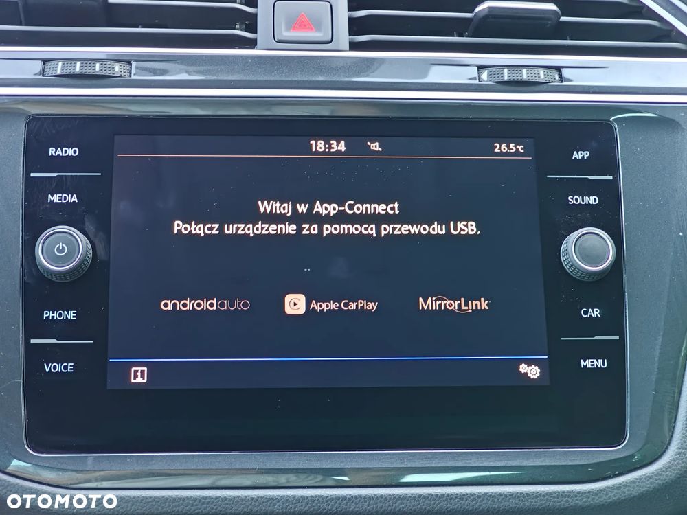 Volkswagen Tiguan - 27