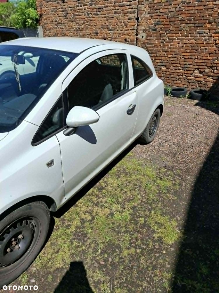 Opel Corsa - 4