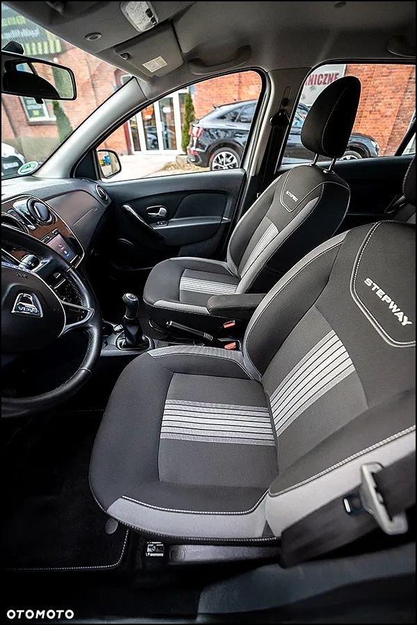 Dacia Sandero Stepway TCe 90 (S&S) Prestige - 28